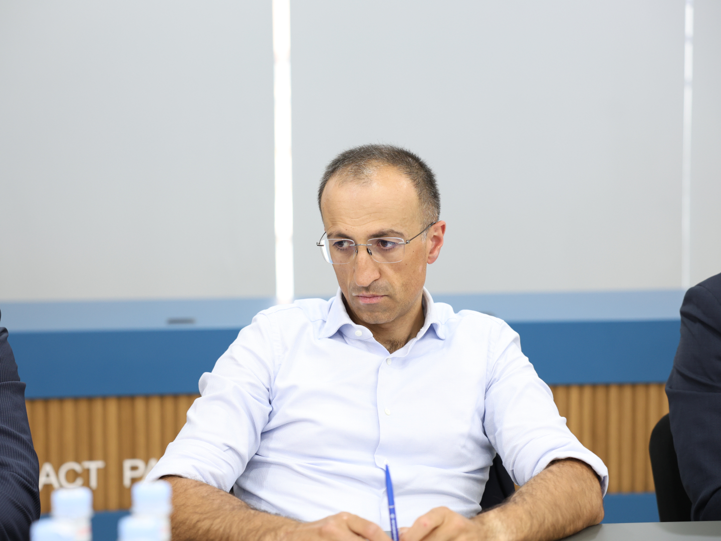 image-slide