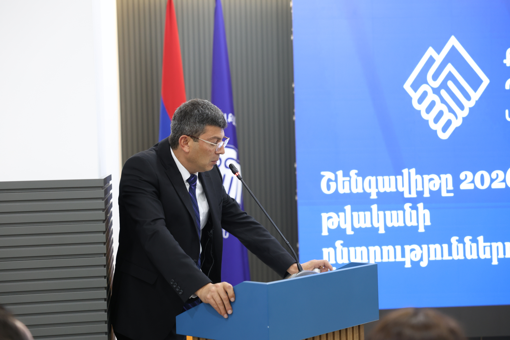 image-slide